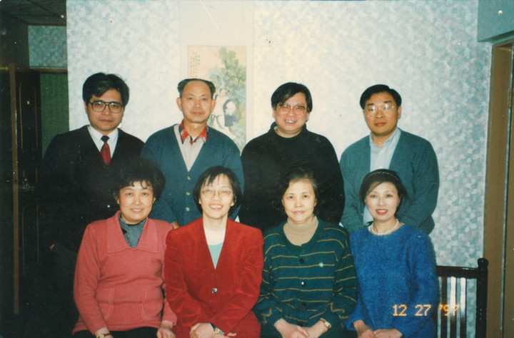 1997年9月29日，鹤童通过中外专家评估，成为中国首家非营利机构。
